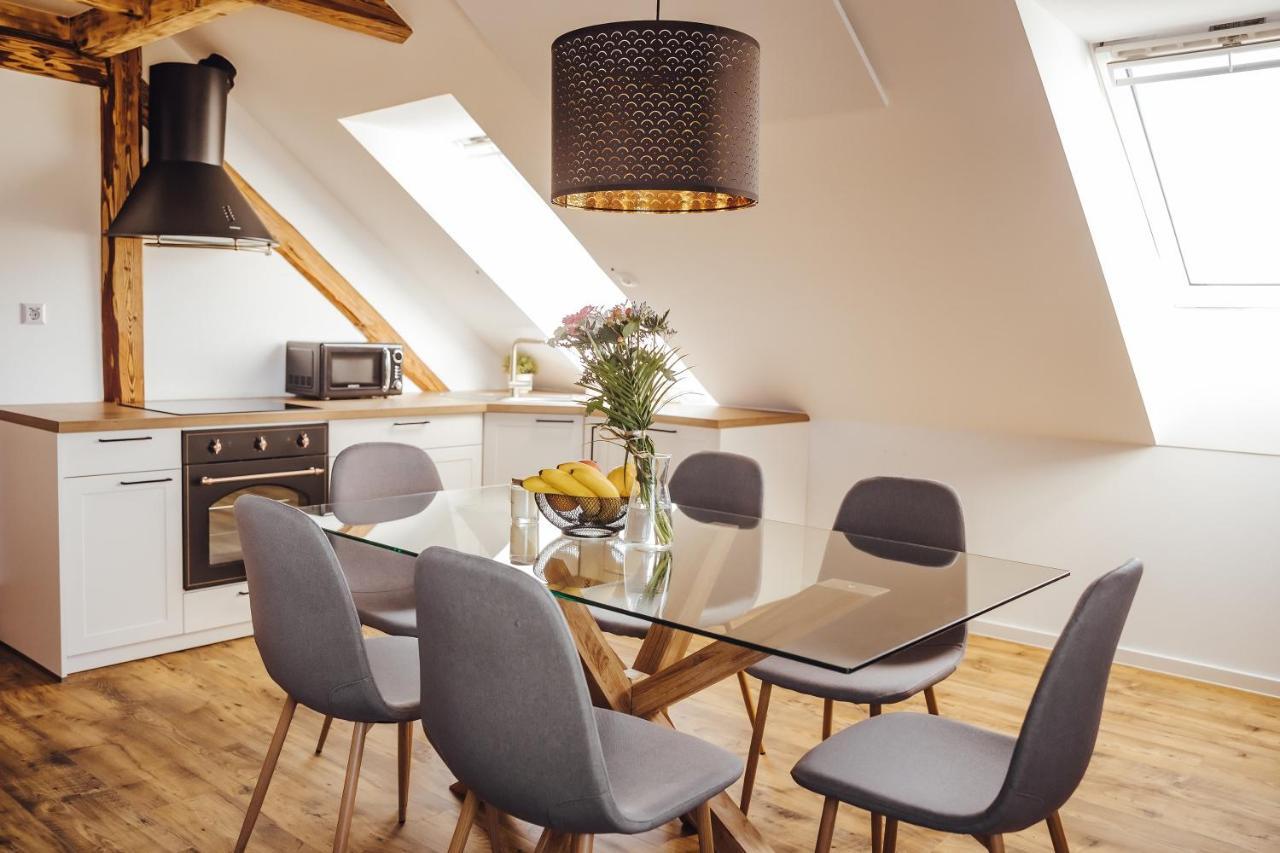 Drive Caffe Apartments Trzin Eksteriør bilde